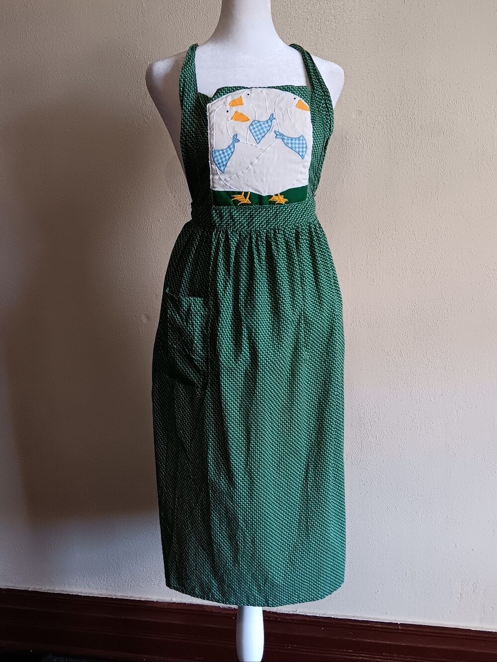 Green Coquette Cottagecore Vintage Goose Kitchen Apron W/ Pocket, Farmhouse - Picture 8 of 8